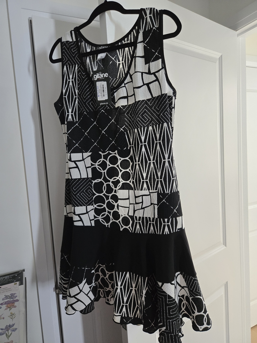 Black & White Patchwork Sleeveless Mini Dress